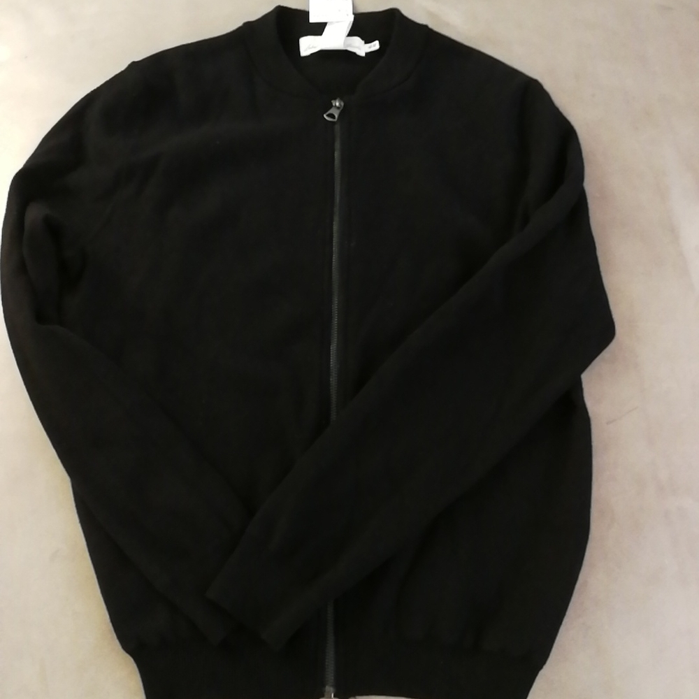 LOOG Black Zipper Cotton Top